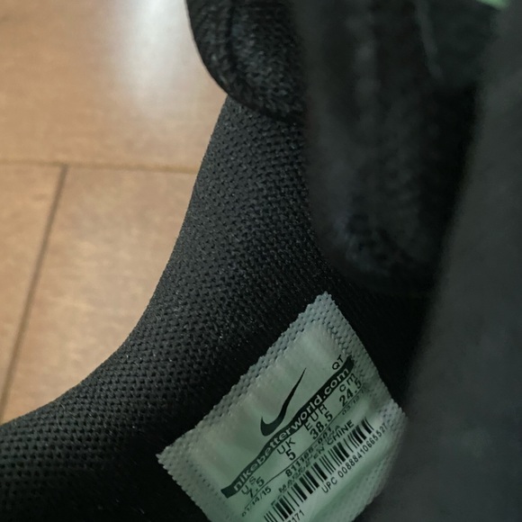 Nike air max hyperfuse. New. Bought it in Japan. Size 7.5 - Picture 3 of 4